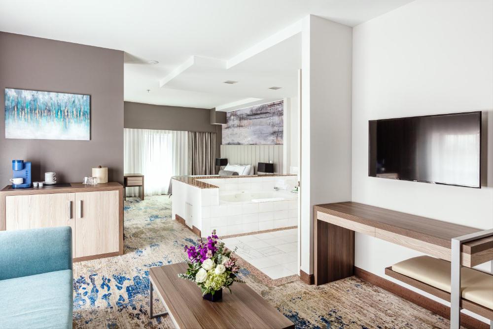 King Suite interior